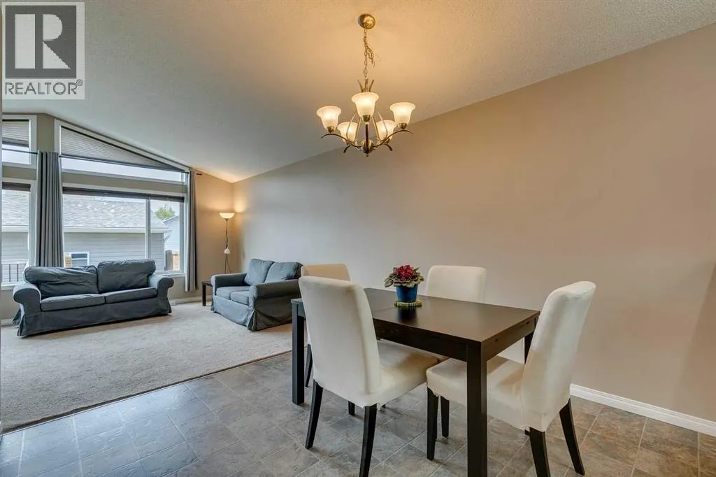 255 Cranford Close SE