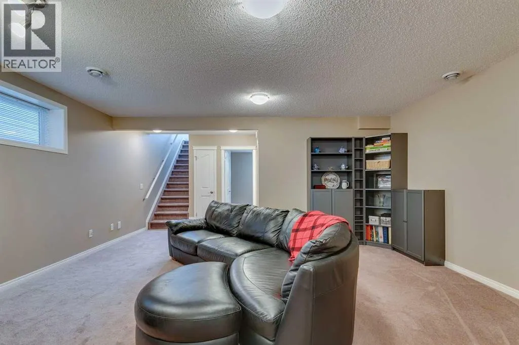 255 Cranford Close SE