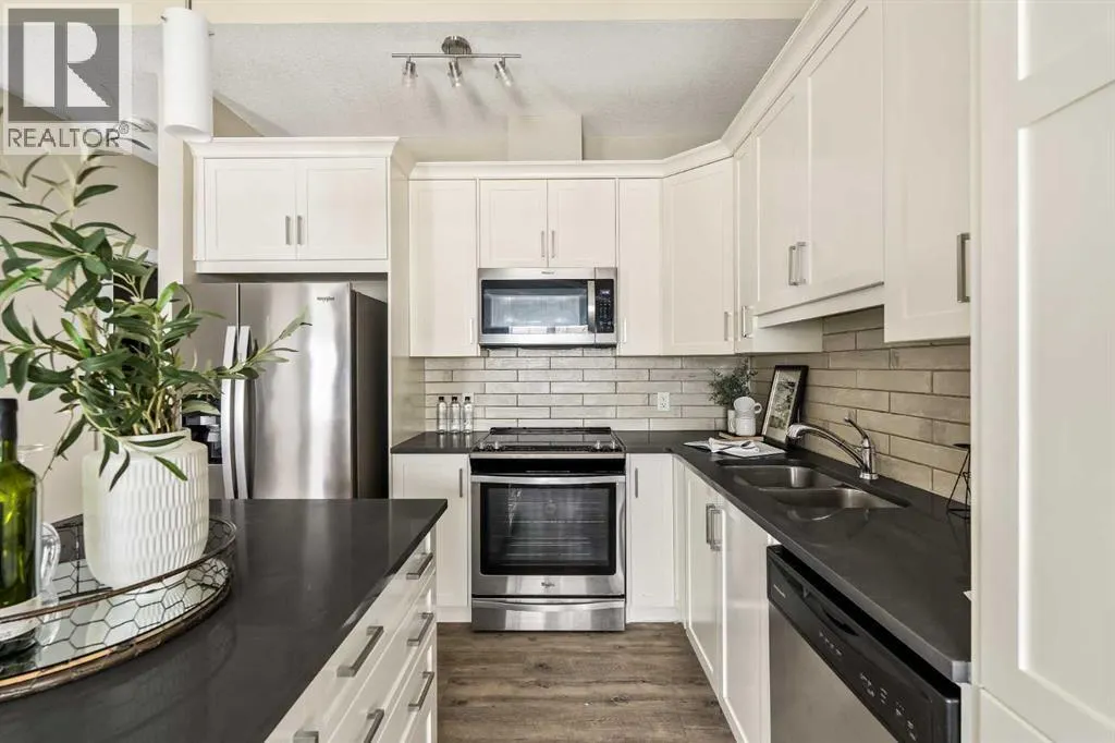 1009 Cranbrook Walk SE