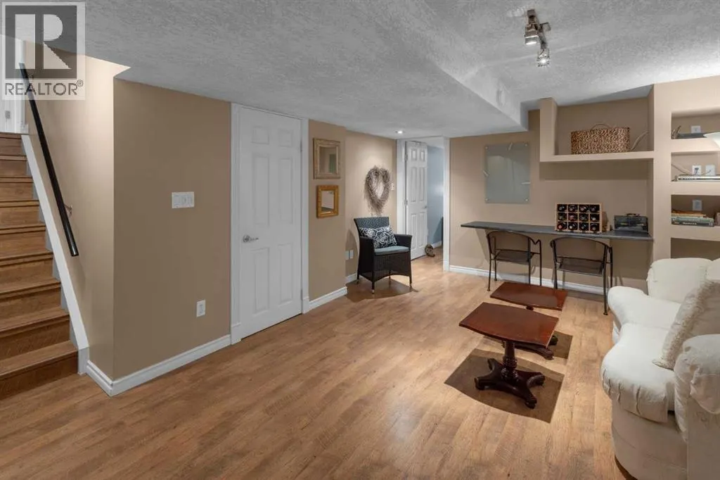 120 Deercross Road SE