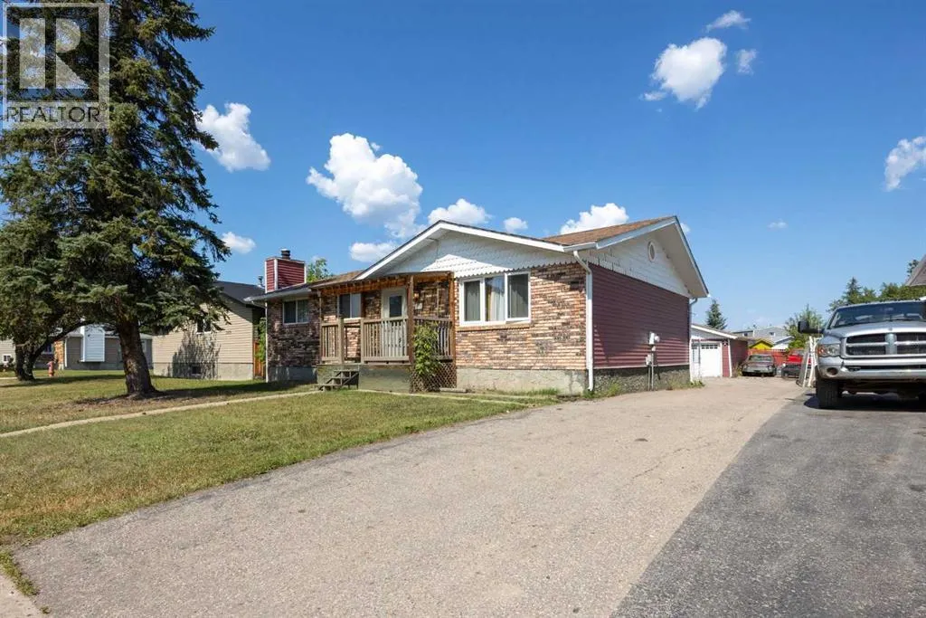 313 Hillcrest Drive