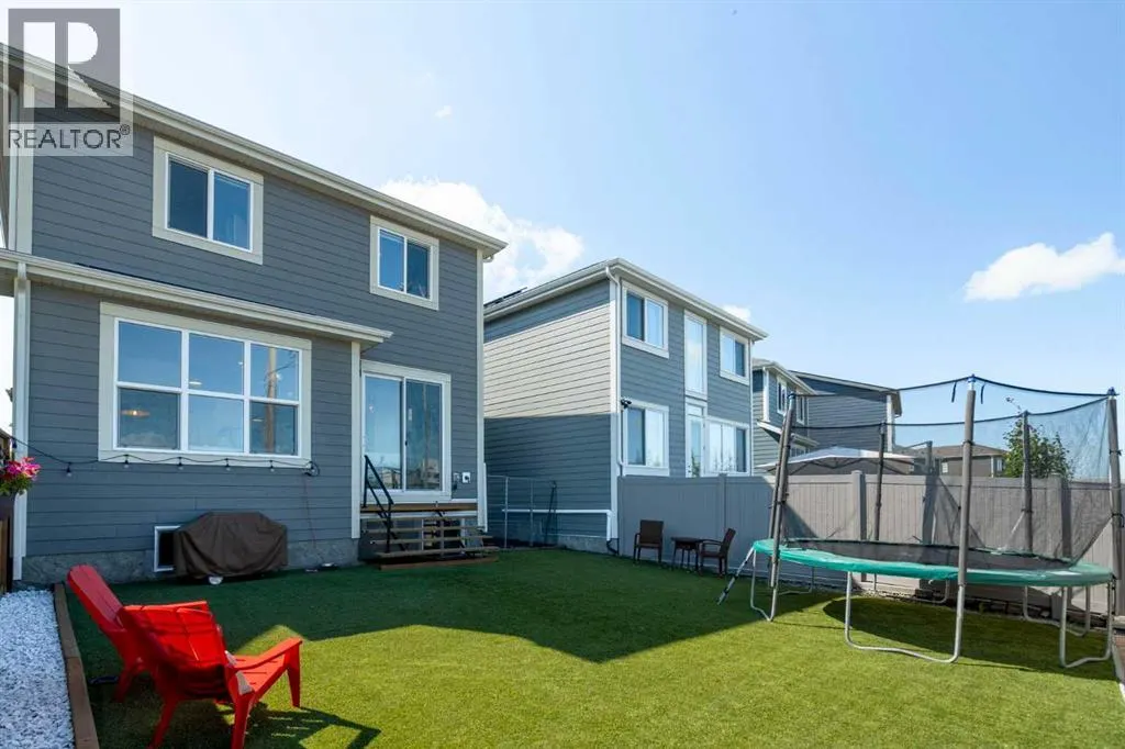 36 Magnolia Bay SE