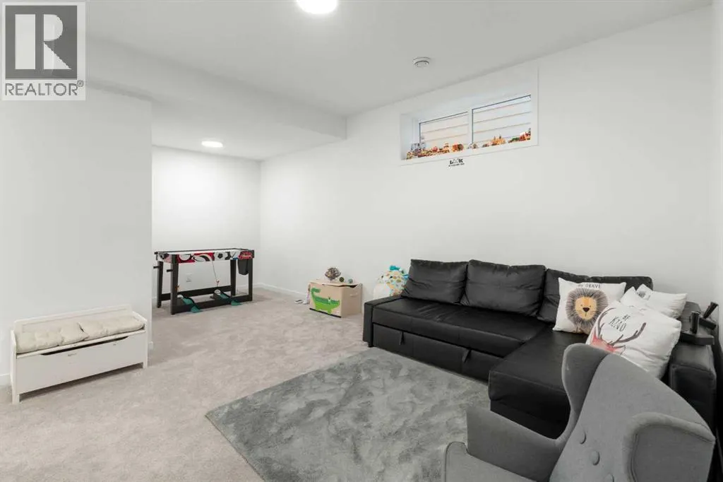 36 Magnolia Bay SE