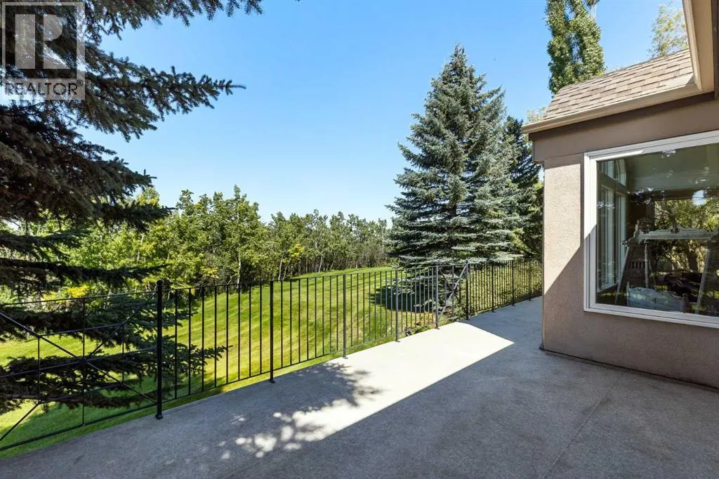 33 Ridge Pointe Drive