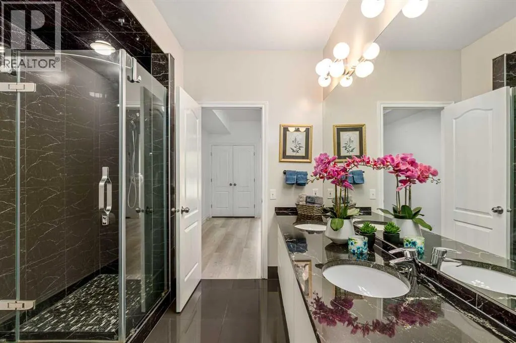 33 Ridge Pointe Drive