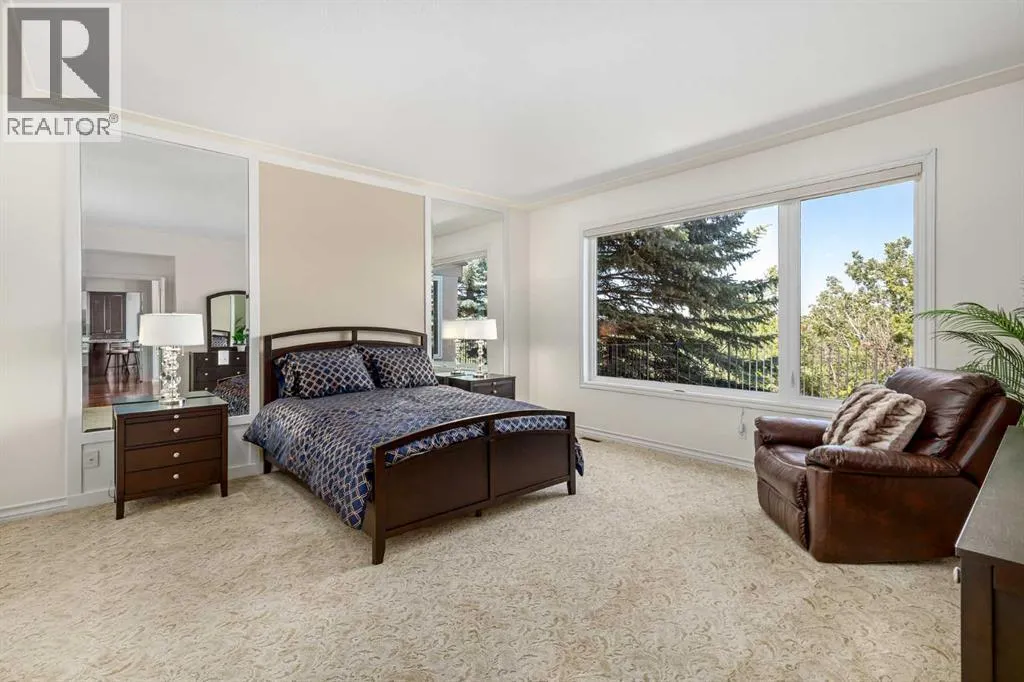 33 Ridge Pointe Drive