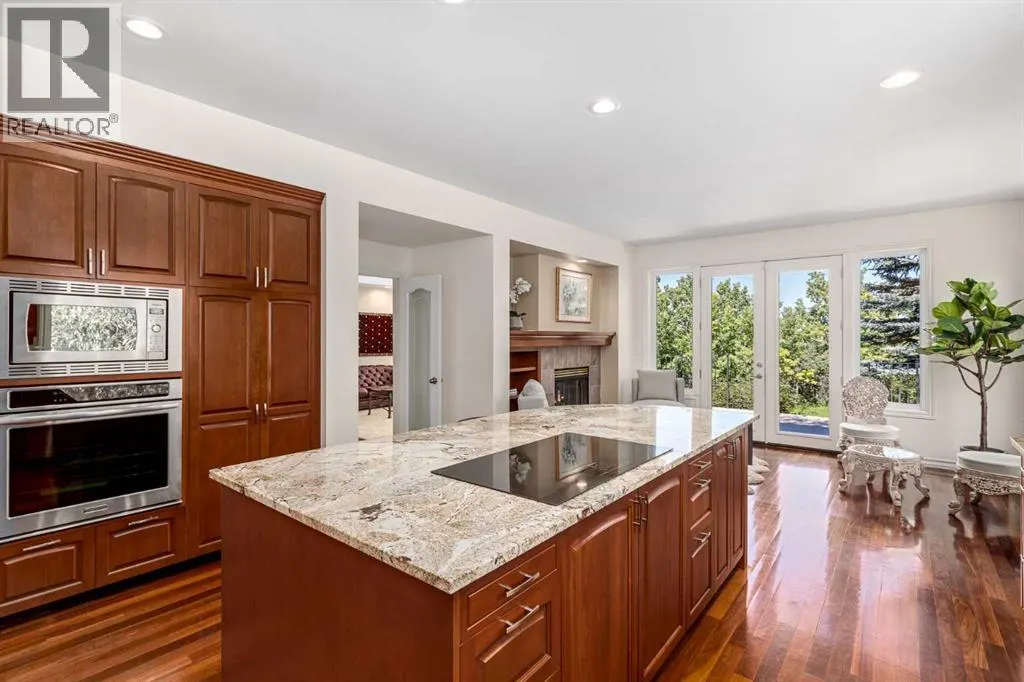 33 Ridge Pointe Drive
