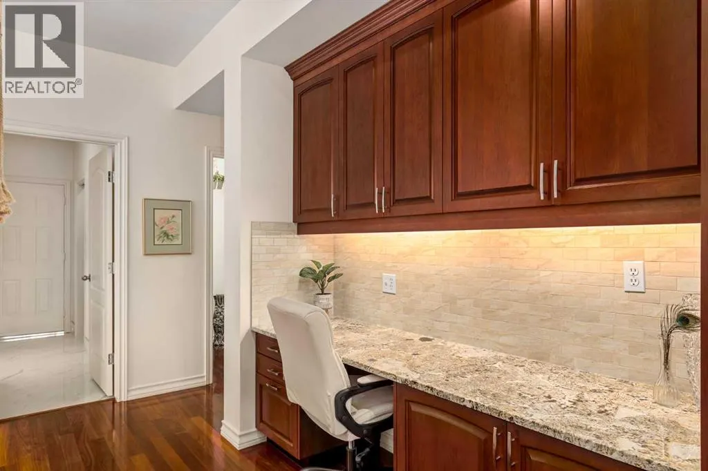 33 Ridge Pointe Drive