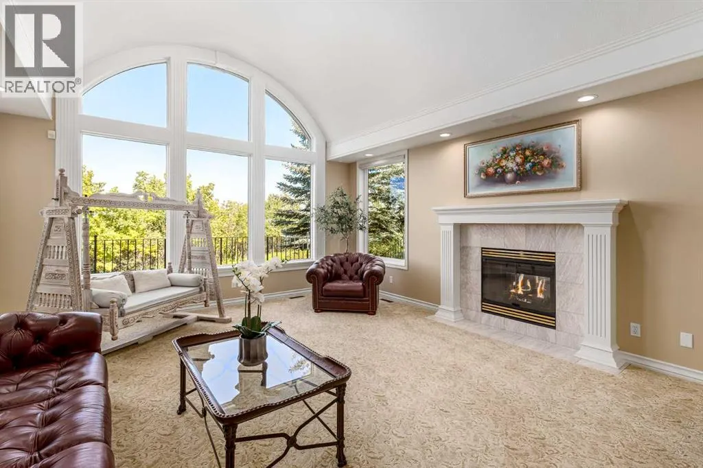 33 Ridge Pointe Drive