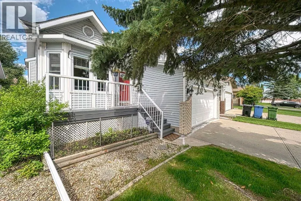 456 Hawkhill Place NW