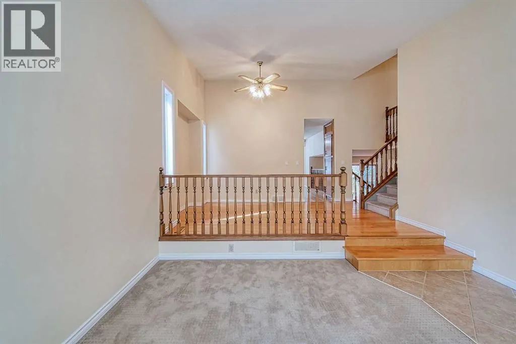 456 Hawkhill Place NW