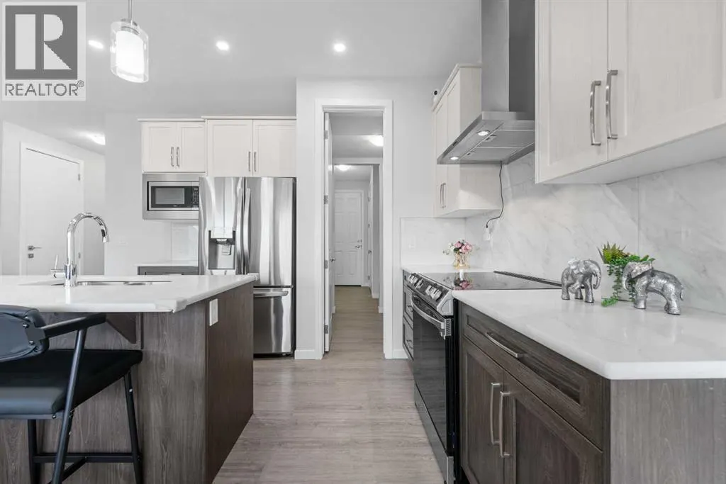 205 Legacy Reach Crescent SE