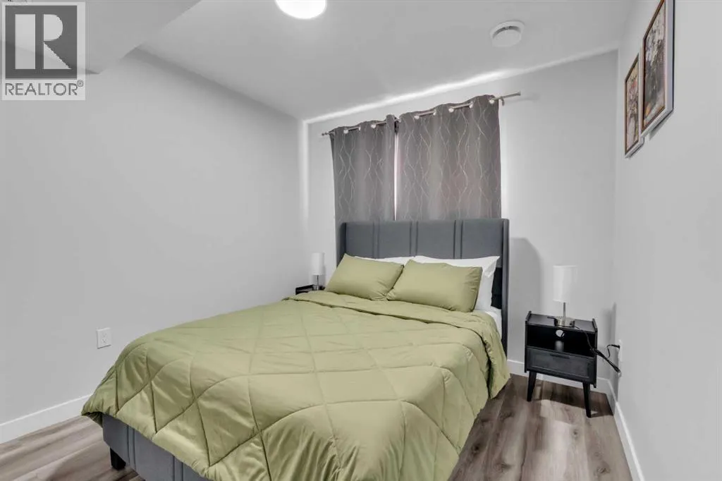 205 Legacy Reach Crescent SE
