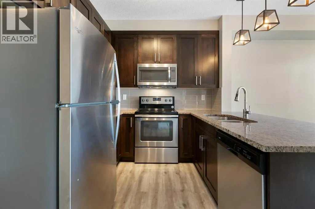 406, 10 Walgrove Walk SE