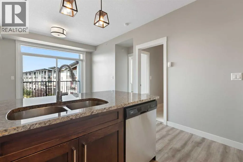 406, 10 Walgrove Walk SE
