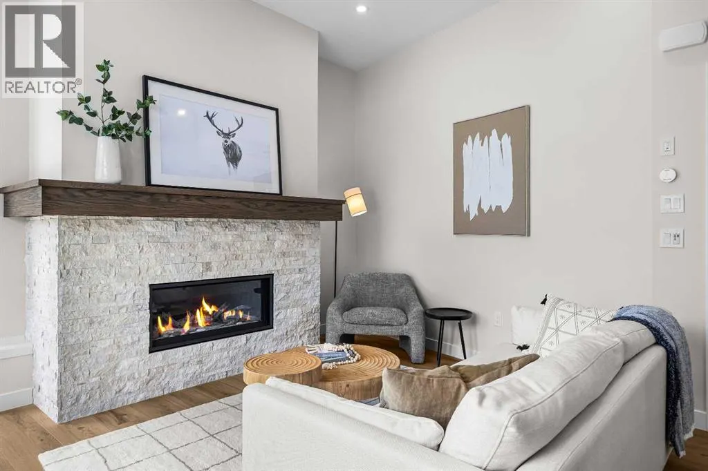 101L, 209 Stewart Creek Rise