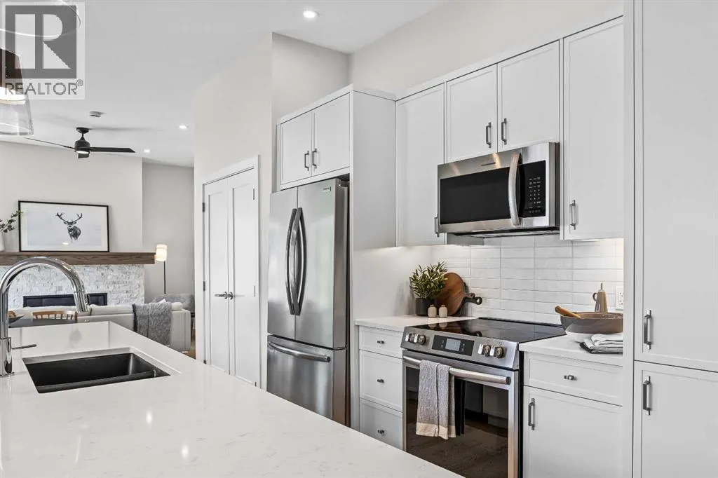 101L, 209 Stewart Creek Rise