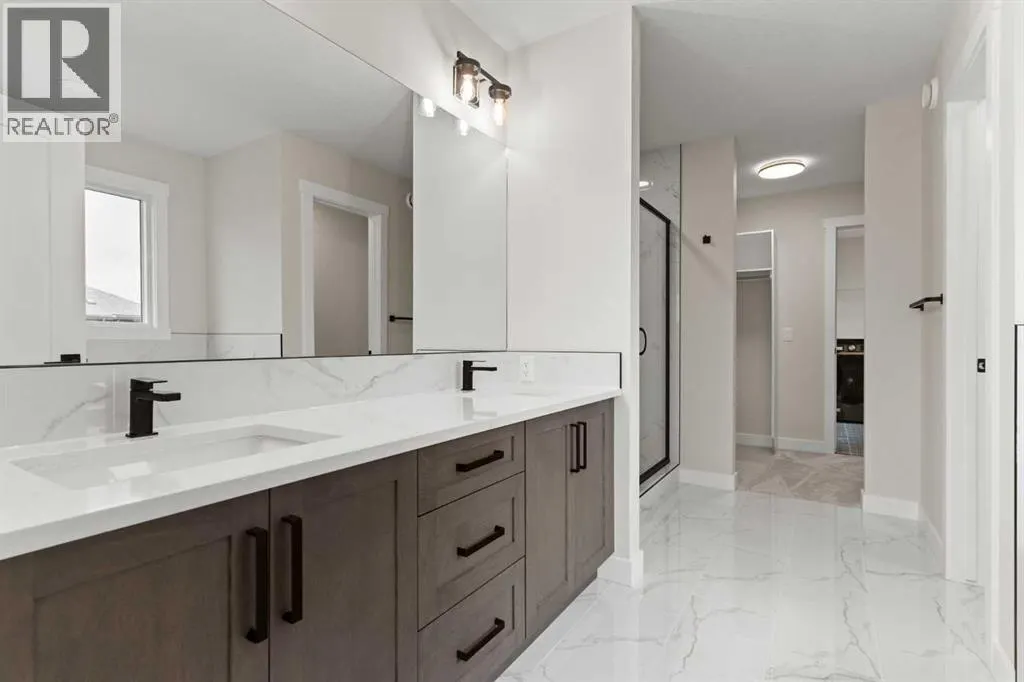 354 Kinniburgh Loop