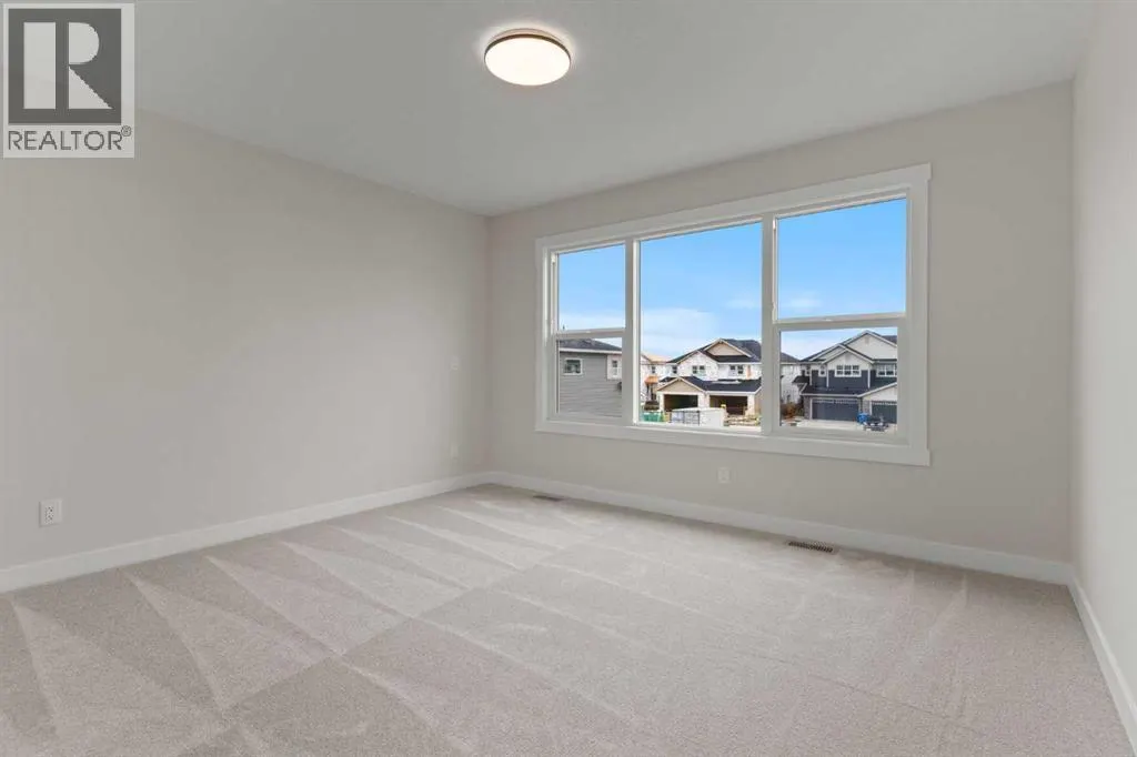 354 Kinniburgh Loop