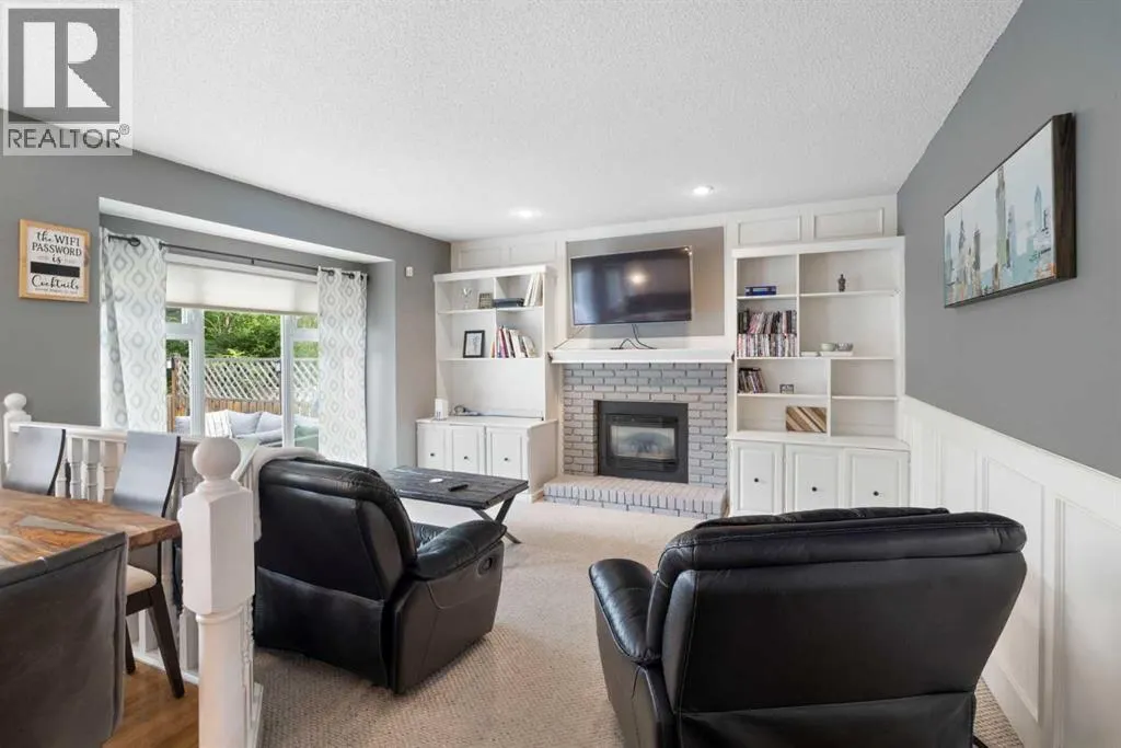 156 Woodfield Road SW