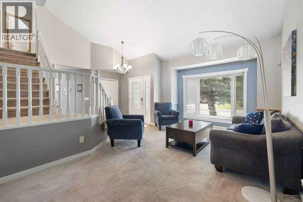156 Woodfield Road SW