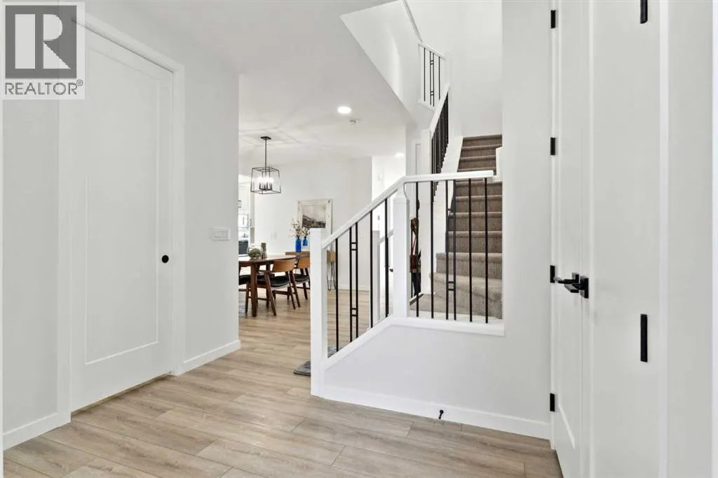44 Magnolia Crescent SE