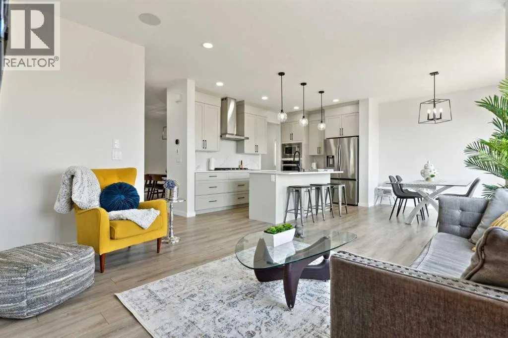 44 Magnolia Crescent SE