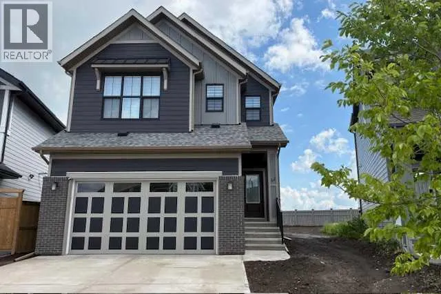 44 Magnolia Crescent SE