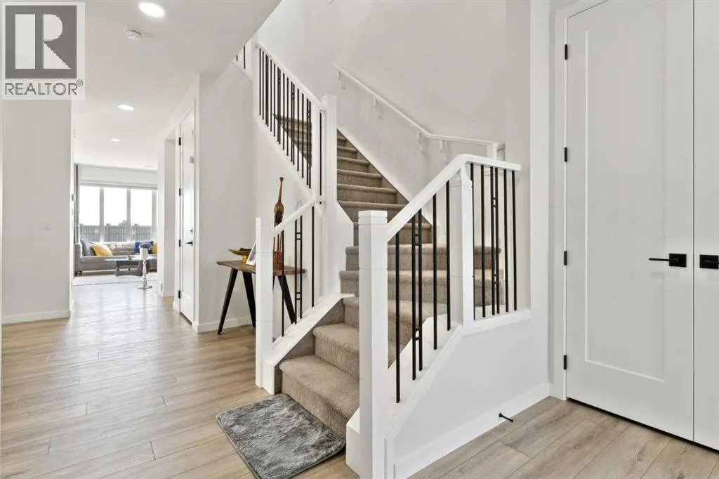 44 Magnolia Crescent SE