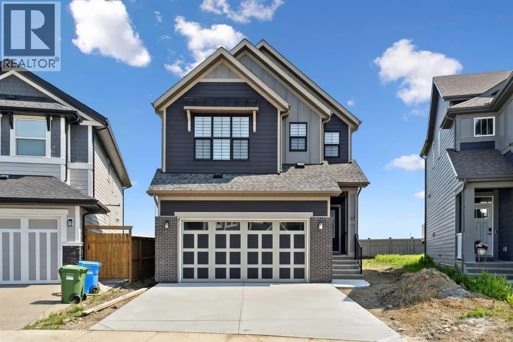 44 Magnolia Crescent SE