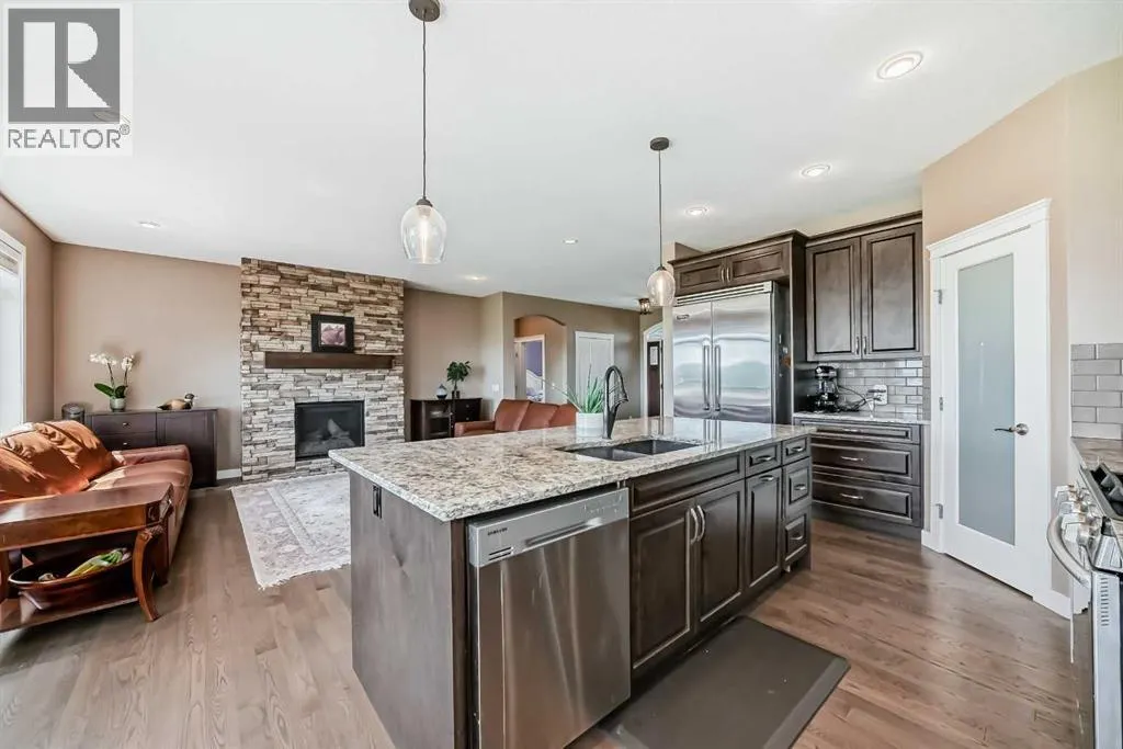 196096 144 Street W