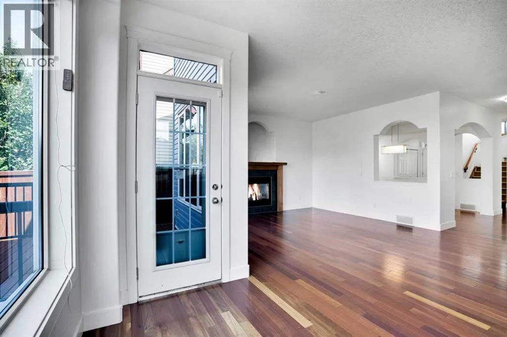 444 Evanston View NW