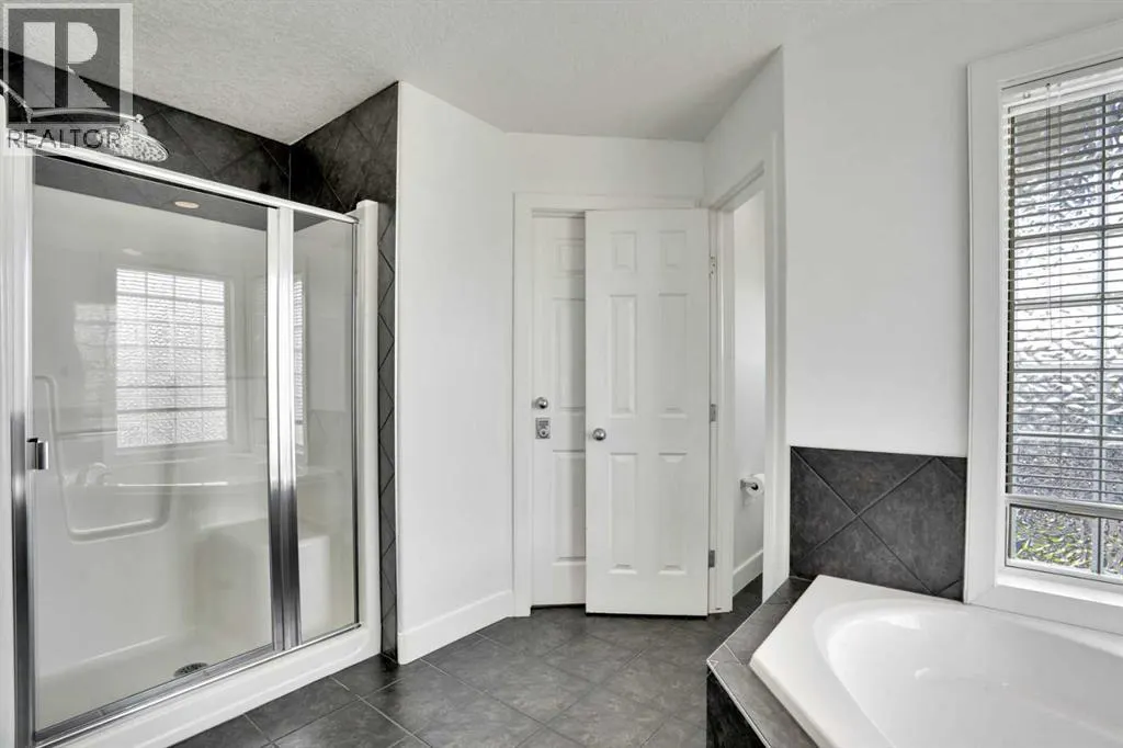 444 Evanston View NW