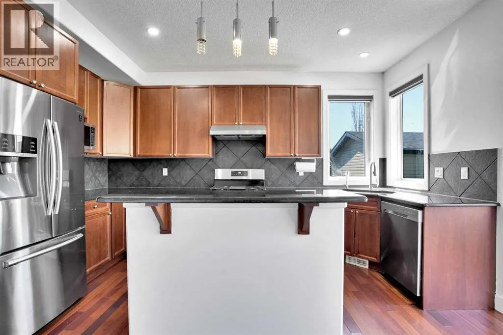 444 Evanston View NW