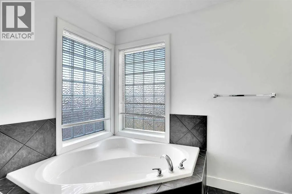444 Evanston View NW
