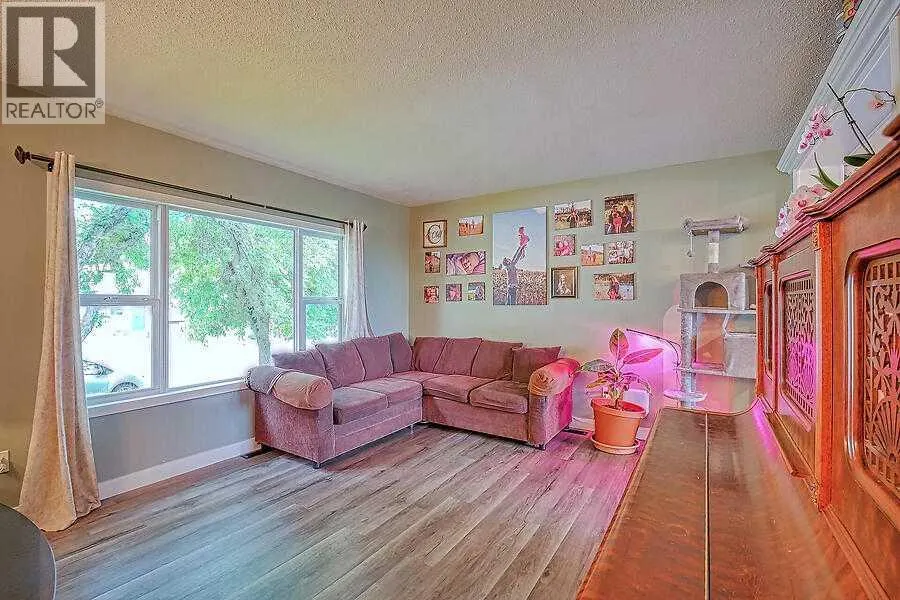 129 Young Crescent