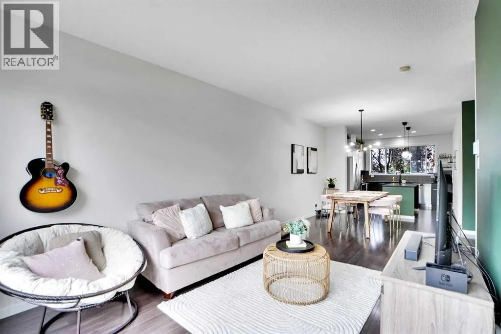 21 Copperpond Road SE