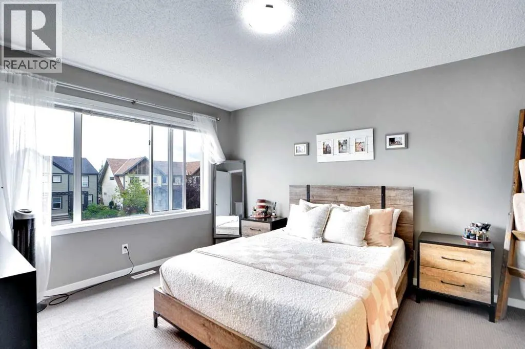 21 Copperpond Road SE