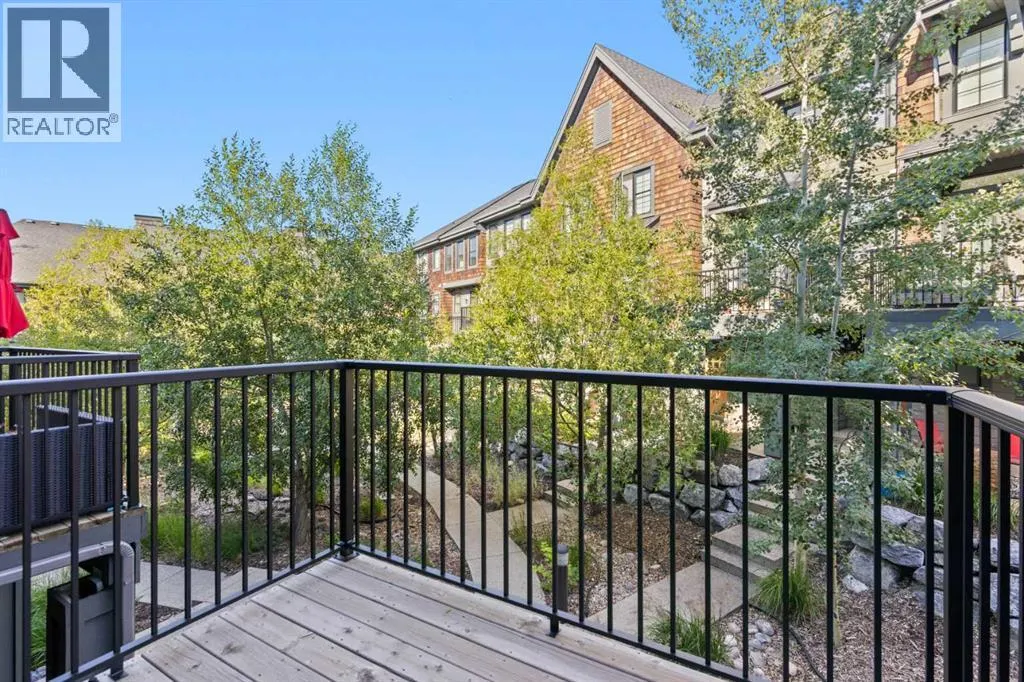 229 Ascot Circle SW
