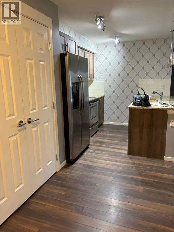 2101, 99 Copperstone Park SE