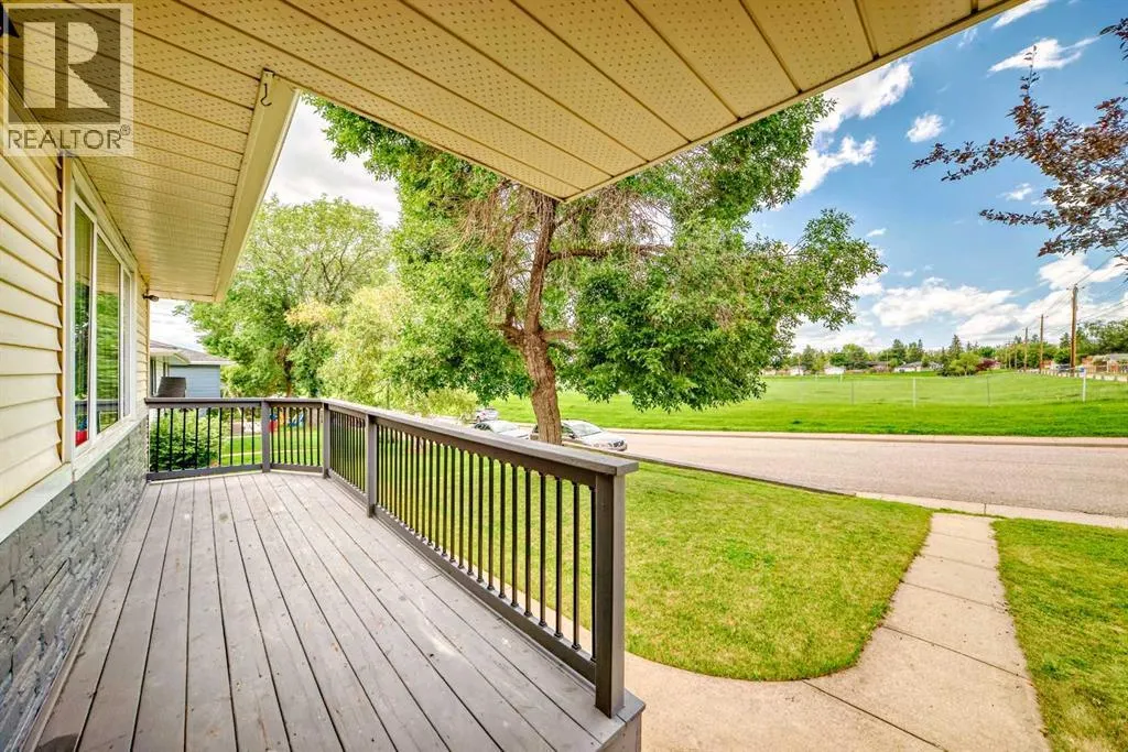 6048 Dalgetty Drive NW