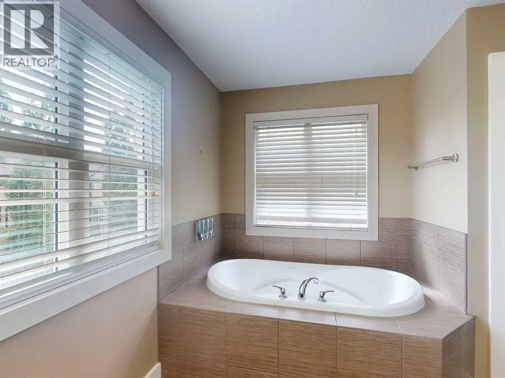 428 Mahogany Boulevard SE