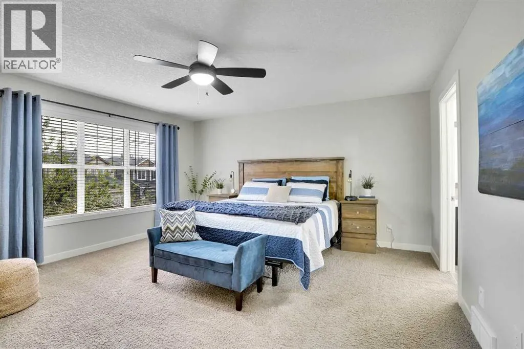 142 Luxstone View SW