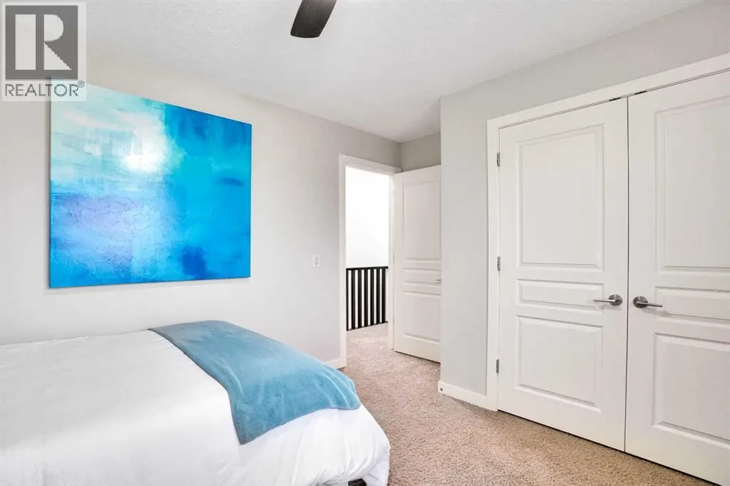 142 Luxstone View SW