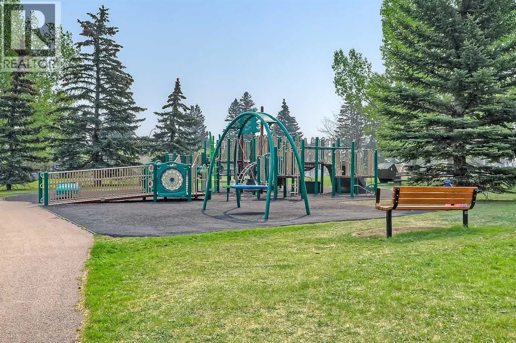 2012 25 Street SW