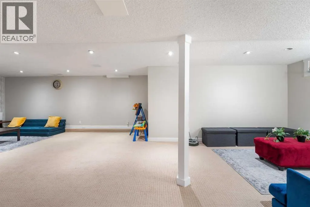 80 TAYLOR Way SE