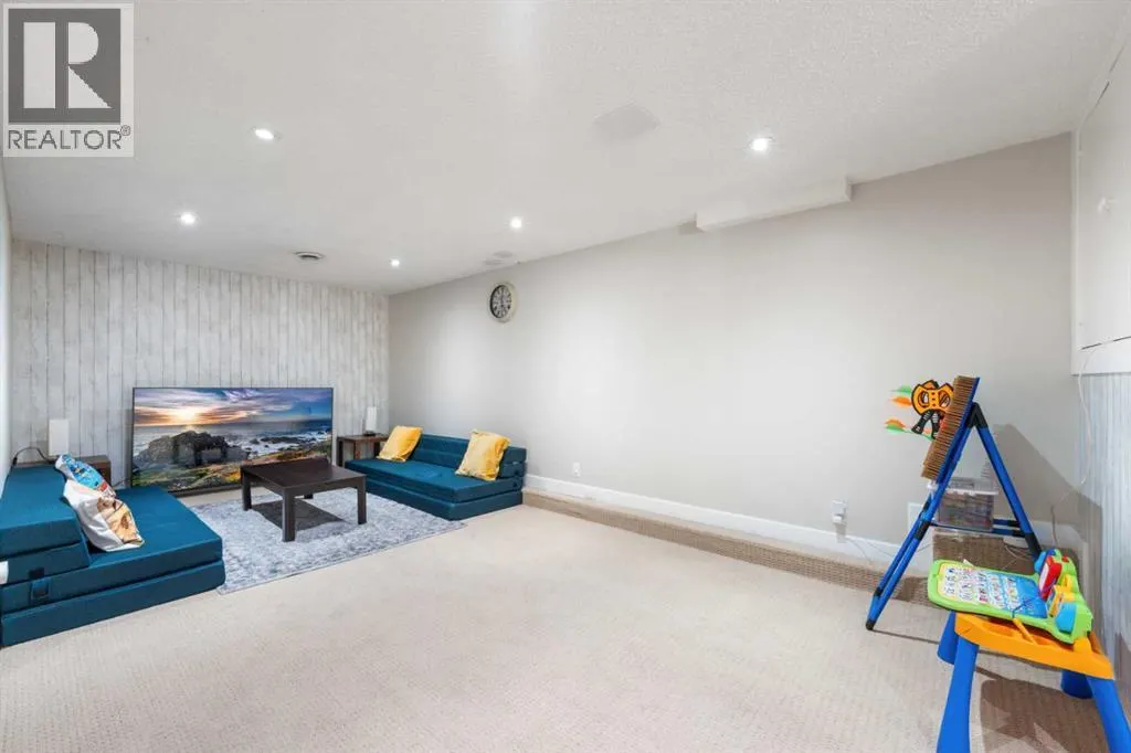 80 TAYLOR Way SE