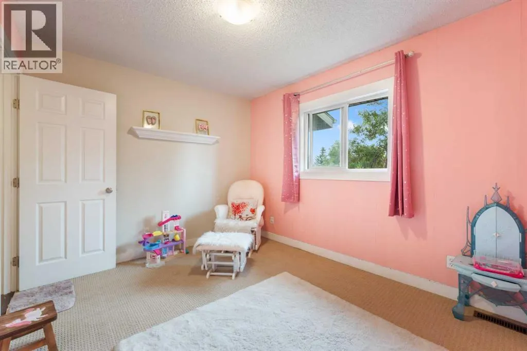 80 TAYLOR Way SE