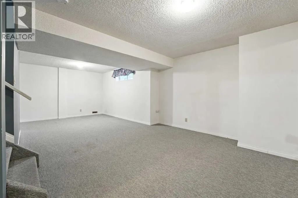 3 Varsity Ridge Terrace NW