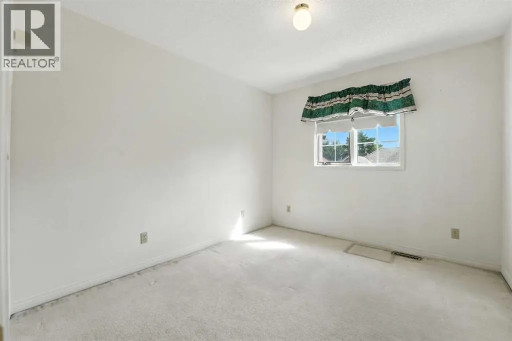 3 Varsity Ridge Terrace NW